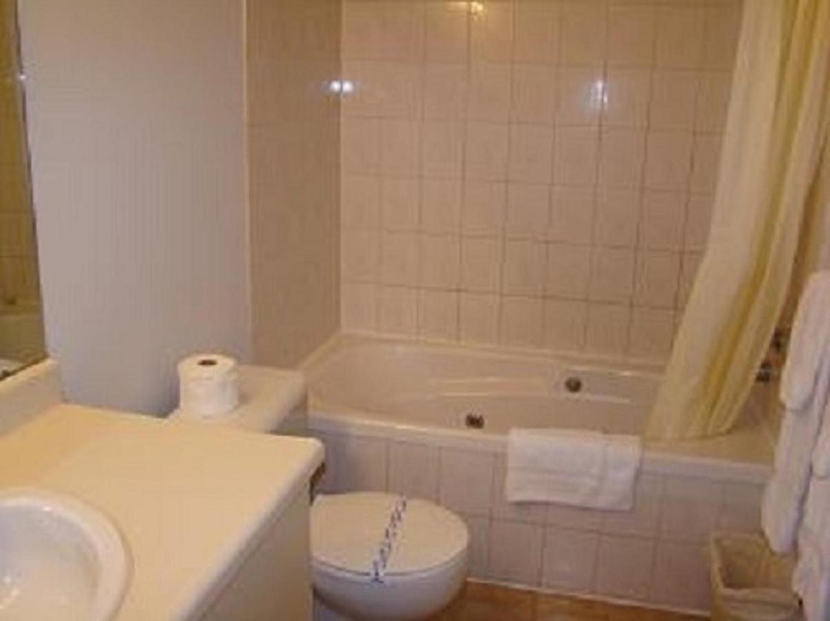 Hotel Motel Granby Kültér fotó