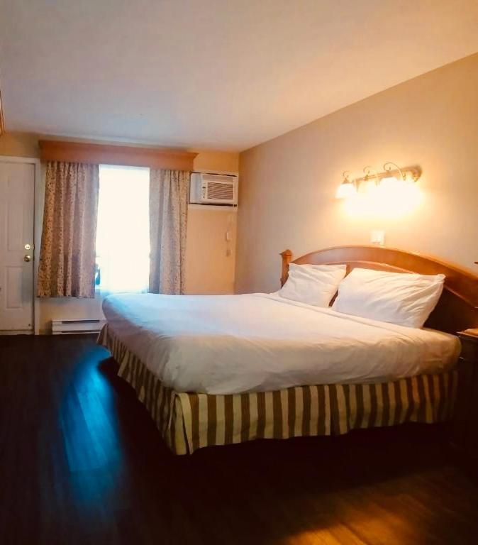 Hotel Motel Granby Kültér fotó