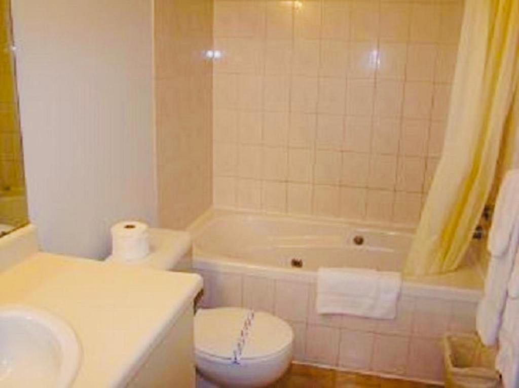 Hotel Motel Granby Kültér fotó