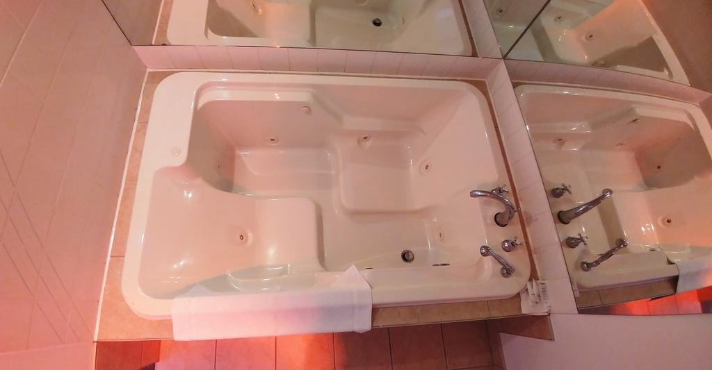 Hotel Motel Granby Kültér fotó
