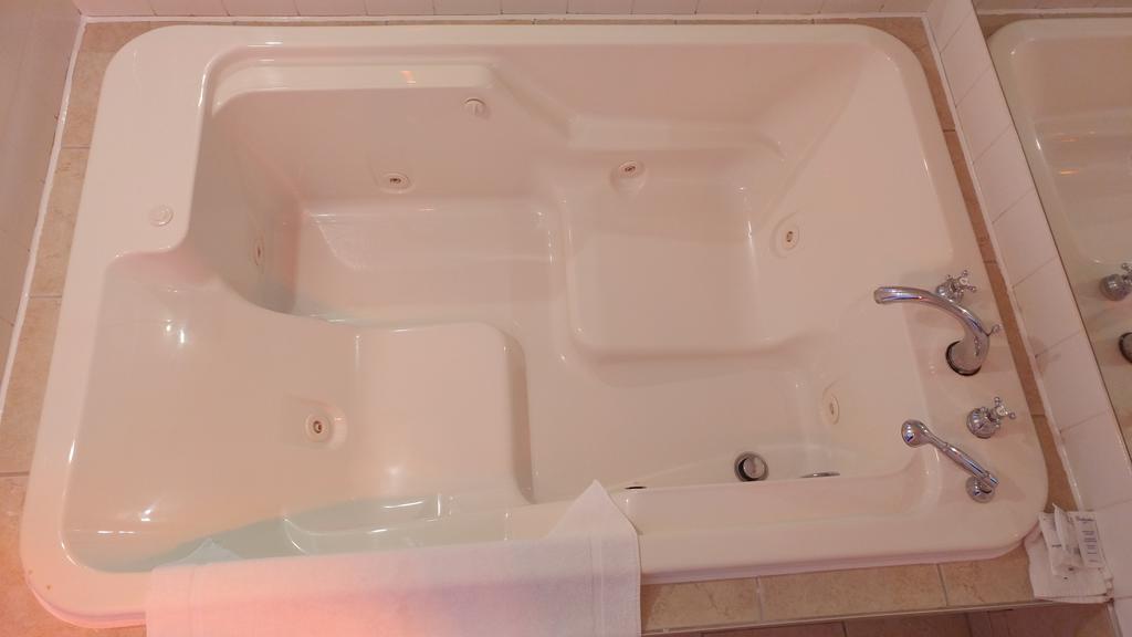Hotel Motel Granby Kültér fotó