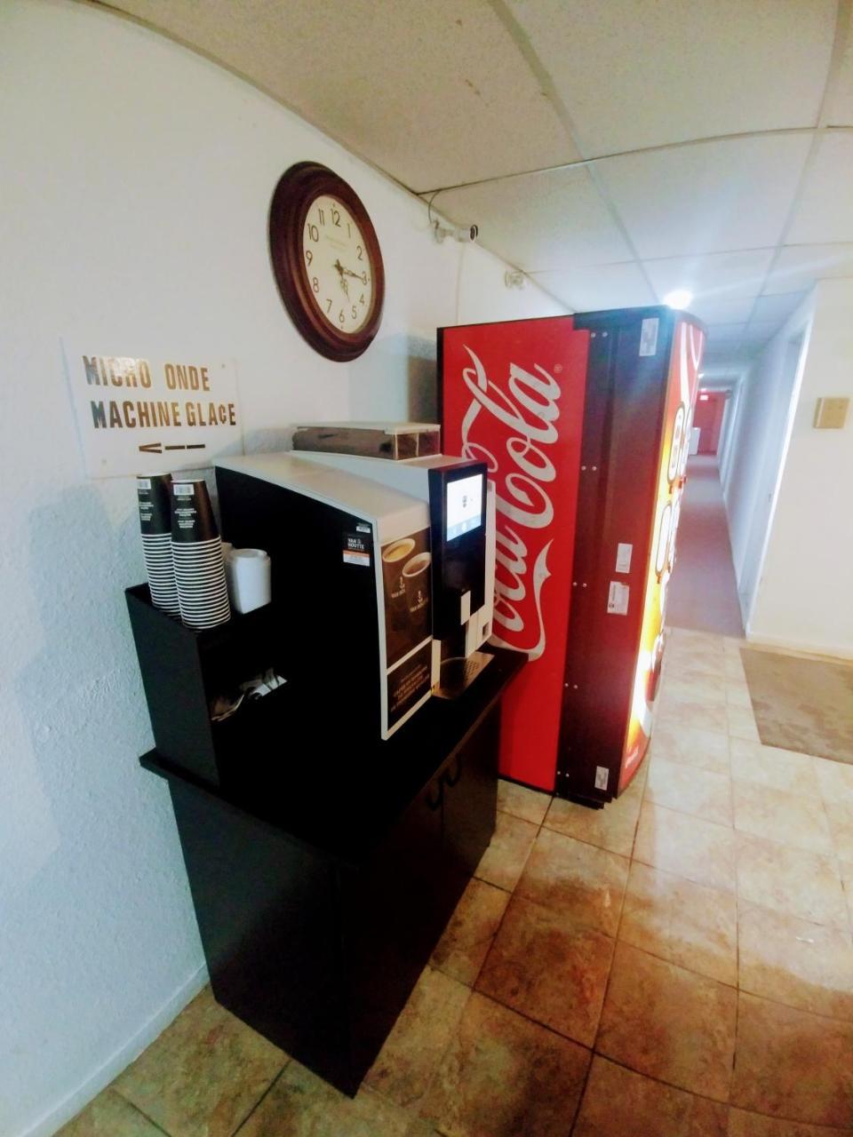 Hotel Motel Granby Kültér fotó